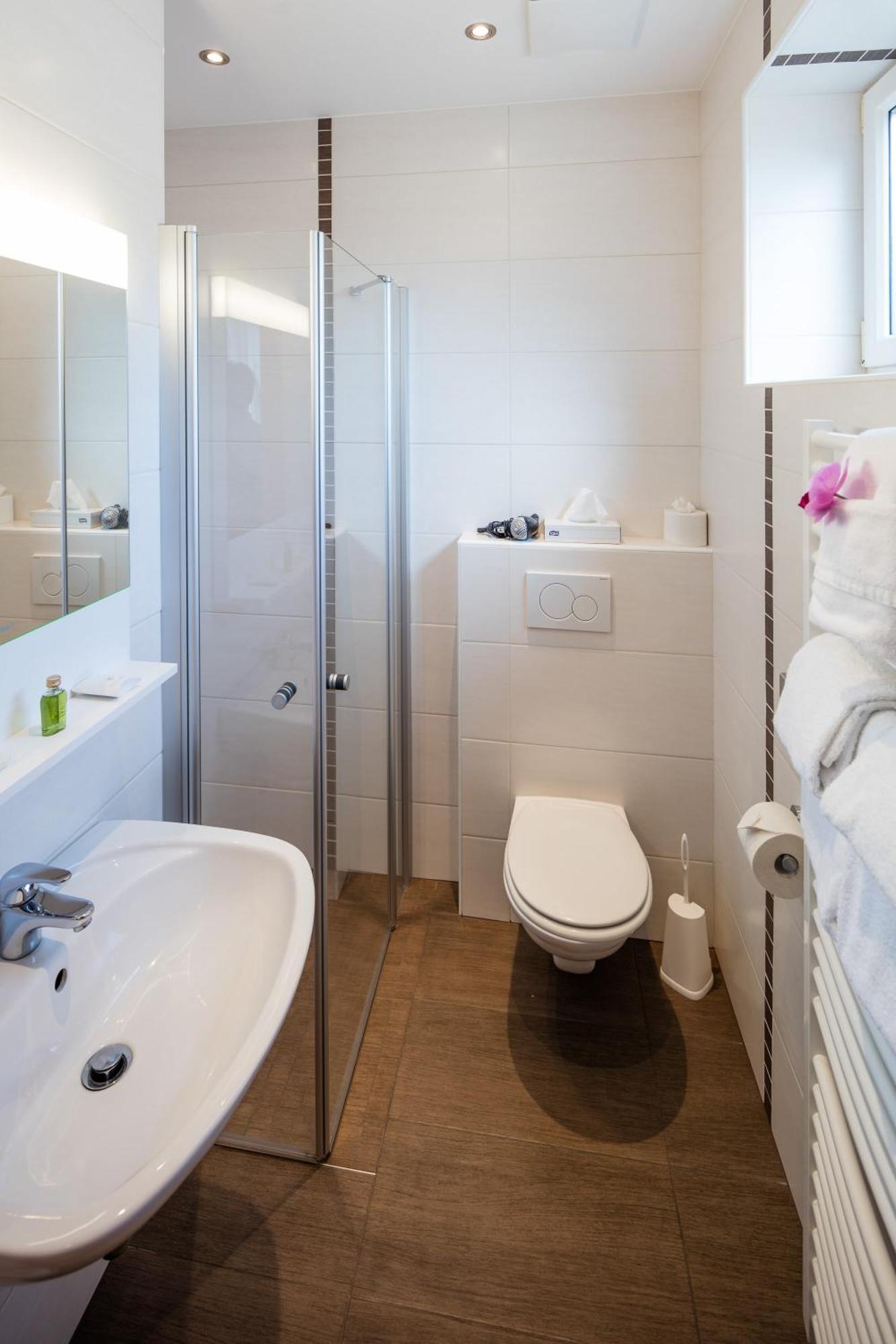 Gasthaus Pension Zum Lustigen Steirer Bruck an der Mur Room photo